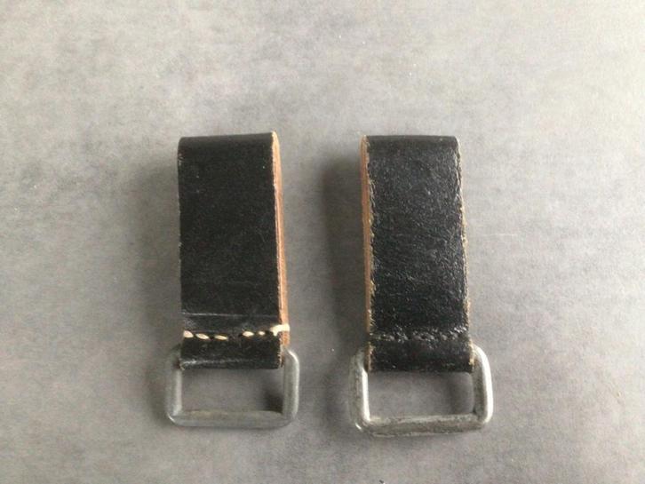 Duitse koppel ‘D’ ringen, Verzamelen, Militaria | Tweede Wereldoorlog, Landmacht, Kleding of Schoenen, Nederland, Verzenden