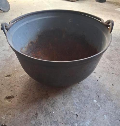Heksenketel kookpot grape 11 bloempot, Antiek en Kunst, Antiek | Keukenbenodigdheden, Ophalen