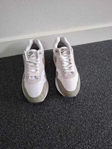 Nike Air Max 1 Light army(W) maat 38 beschikbaar voor biedingen