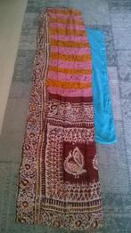 Prachtige zijden sjaal zgan, Kleding | Dames, Mutsen, Sjaals en Handschoenen, Verzenden, Zo goed als nieuw, Maat 46/48 (XL) of groter