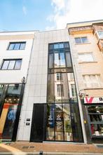 Eigendom (handelsruimte + triplex app) Hasselt (België), Huizen en Kamers, Huizen te koop, Tot 200 m², Hasselt België, 2 kamers