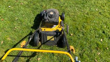 Powerplus grasmaaier POWXG6024d 46cm zelftrekkend 141cc  beschikbaar voor biedingen