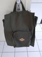 T.k. grote vis/ rugtas kleur legergroen vraagprijs € 7,50, Watersport en Boten, Ophalen of Verzenden, Gebruikt, Koffer of Tas