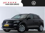 Volkswagen T-Roc 1.5 TSI 150 PK DGS Sport | Navigatie | Trek, Stof, 4 cilinders, 150 pk, Zwart