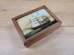 Chinees houten kistje met driemaster, Ophalen of Verzenden
