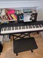 Yamaha P-45  met kruk en hoofdtelefoon (Devine Pro 2000), Muziek en Instrumenten, Piano's, Ophalen, Zwart, Digitaal, Zo goed als nieuw