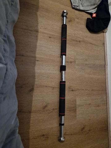 Te koop verstelbare pull up bar beschikbaar voor biedingen
