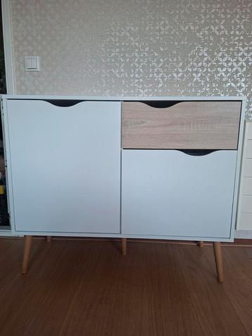 Leuk dressoir/kastje. In zeer goede staat