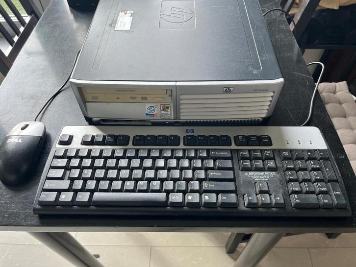 Hp Compaq desktop pc dc7100 Windows10, Computers en Software, Desktop Pc's, Gebruikt, 3 tot 4 Ghz, HDD, Minder dan 4 GB, Met monitor