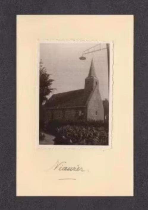 Foto Niawier Friesland Hervormde Kerk Jaren 30., Verzamelen, Foto's en Prenten, Zo goed als nieuw, Foto, Gebouw, Voor 1940, Ophalen of Verzenden