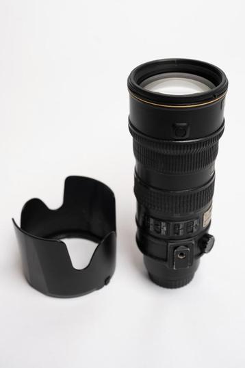 Nikon 70-200mm f2.8 lens