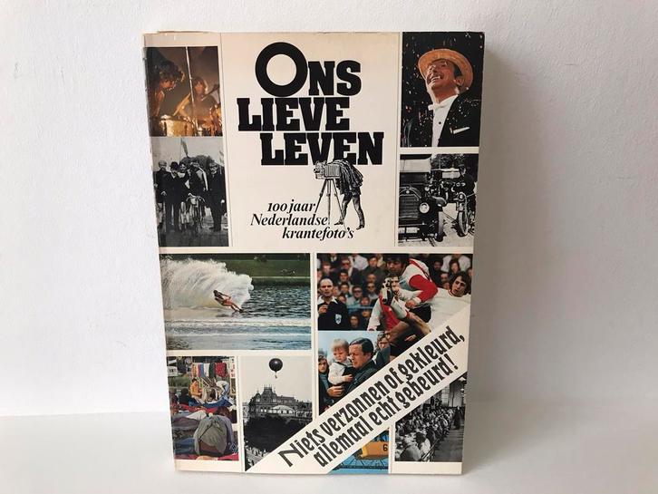 Ons Lieve Leven : 100 jaar krantefoto’s, Boeken, Kunst en Cultuur | Fotografie en Design, Zo goed als nieuw, Overige onderwerpen