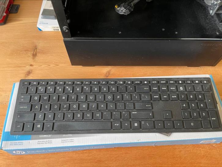 HP Pavilion draadloos toetsenbord 600 zwart, Computers en Software, Toetsenborden, Zo goed als nieuw, Ophalen of Verzenden