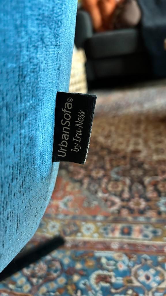 Te koop 2 blauwe draaifauteuils, Huis en Inrichting, Stoelen, Zo goed als nieuw, Twee, Stof, Blauw, Ophalen