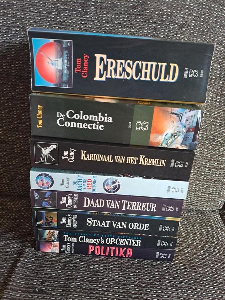 Diverse Tom Clancy boeken, Boeken, Science fiction, Zo goed als nieuw, Ophalen of Verzenden