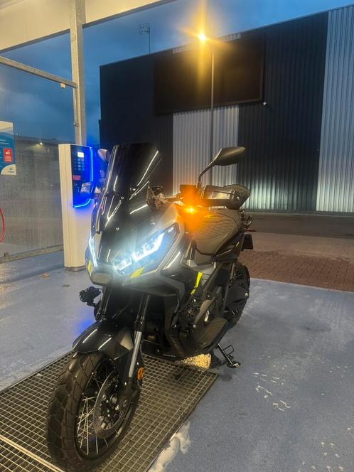 Honda x-adv 750 full option special edition 2024, Motoren, Motoren | Honda, Particulier, Toermotor, 12 t/m 35 kW, Ophalen of Verzenden