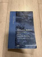 Boek. GEBRUIKTE BODEM Beleid, Preventie, Beheer, Onderzoek, Ophalen of Verzenden, Beta, Gelezen, HBO