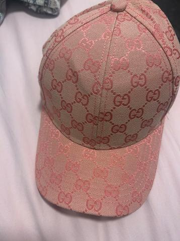 GUCCI PET NIEUW beschikbaar voor biedingen