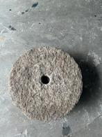 Molensteen; diameter:31 cm, dikte: 12/13 cm, Tuin en Terras, Waterpartijen en Fonteinen, Ophalen, Gebruikt, Overige materialen