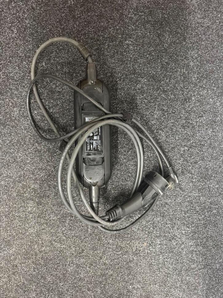 Thuislader Type 2 Mennekes | Origineel Audi, Auto diversen, Laadpalen, Zo goed als nieuw, Laadkabel, Ophalen of Verzenden