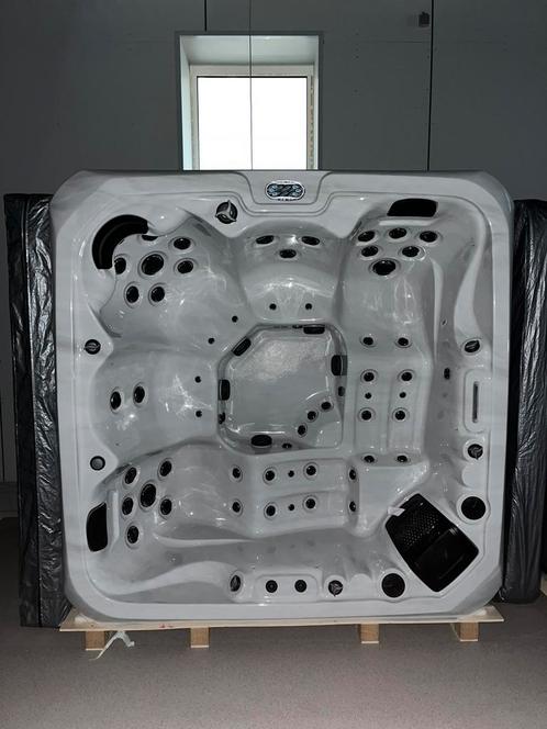 Balboa Jacuzzi nieuw vanaf €5495,-, Tuin en Terras, Zwembad-toebehoren, Zo goed als nieuw, Ophalen of Verzenden