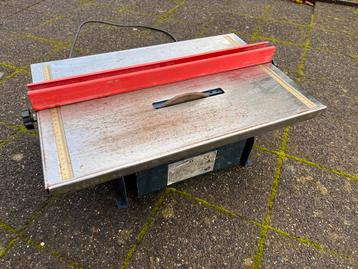 Waterzaagtafel voor tegels - LigaO beschikbaar voor biedingen