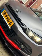 Volkswagen Scirocco DSG EYE catcher met panoramadak, Auto's, Volkswagen, 65 €/maand, 4 cilinders, Zwart, Origineel Nederlands