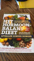 R. Moorman - Het hormoonbalansdieet, Ophalen of Verzenden, Zo goed als nieuw, R. Moorman