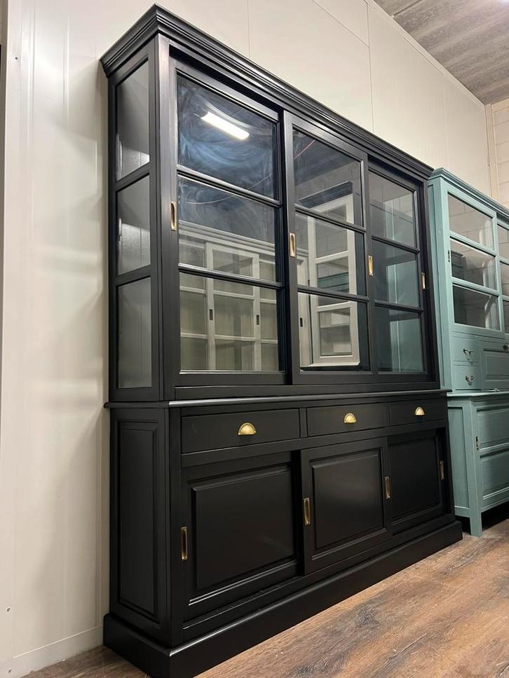 buffetkast / winkelkast /vitrinekast /servicekast, Huis en Inrichting, Kasten | Buffetkasten, Zo goed als nieuw, 200 cm of meer