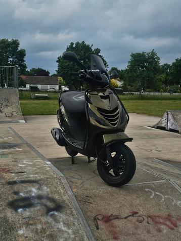 WAARDEPEILING Piaggio Zip 4 Takt Malossi beschikbaar voor biedingen