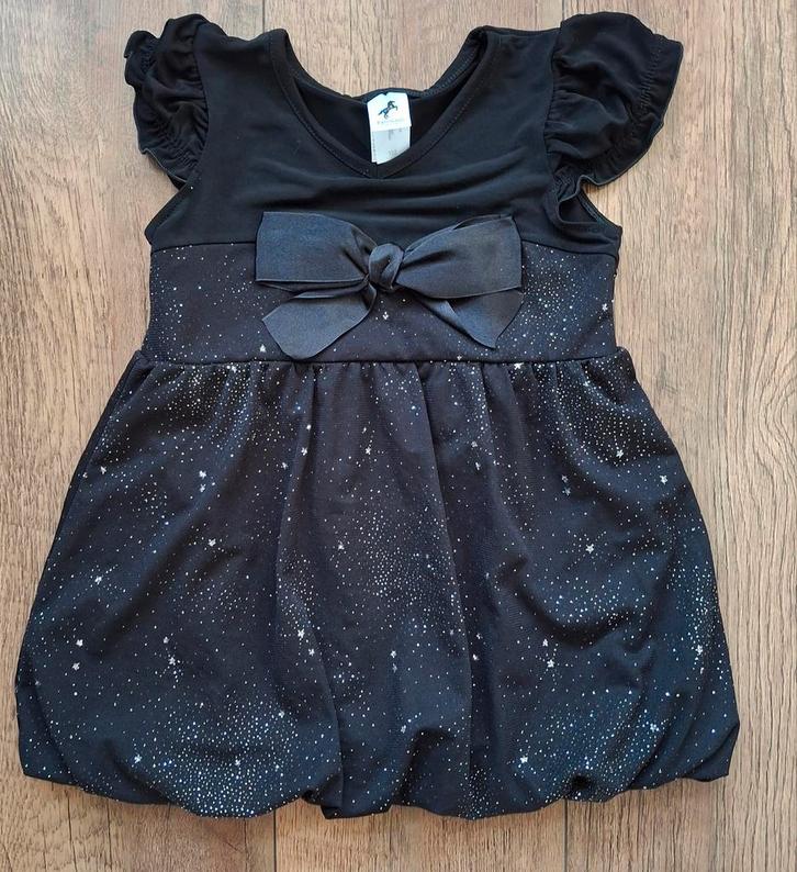 Kerst 🌲 jurkje zwart strik meisje maat 122, Kinderen en Baby's, Kinderkleding | Maat 122, Zo goed als nieuw, Meisje, Jurk of Rok