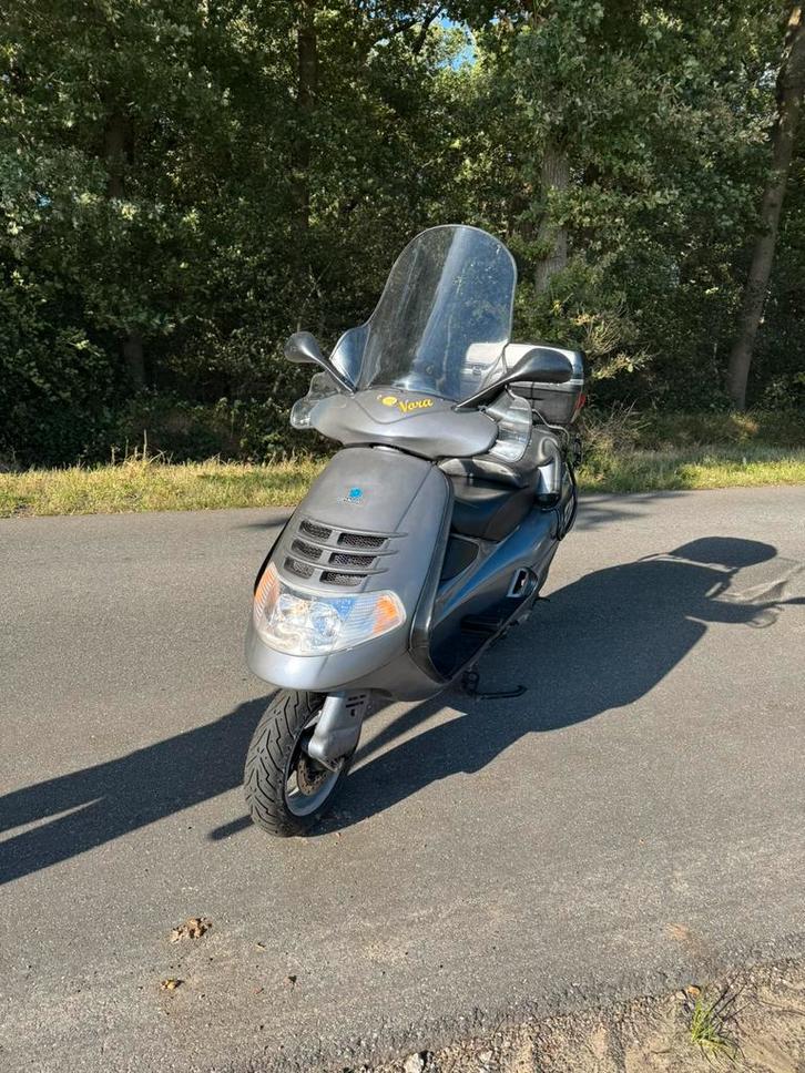 2x Hexagon 125lx 2t duits, Fietsen en Brommers, Scooters | Piaggio, Gebruikt, Overige modellen, Tweetakt, Ophalen