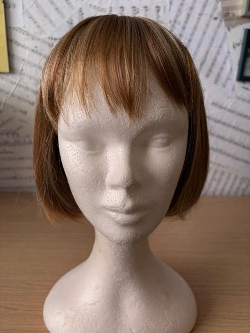 damespruik, Sieraden, Tassen en Uiterlijk, Uiterlijk | Haarverzorging, Zo goed als nieuw, Pruik of Haarverlenging, Ophalen of Verzenden