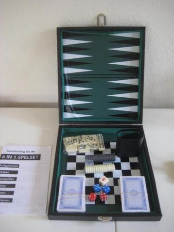 Backgammon kaartspellen domino reiseditie in skai koffertje beschikbaar voor biedingen