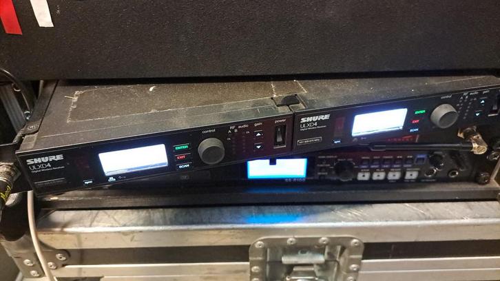 2x Shure ULXD ontvangers - K51 frequentie, Muziek en Instrumenten, Microfoons, Gebruikt, Ophalen of Verzenden