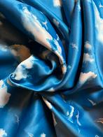 Coupon lucht wolken vogels gordijnstof, Hobby en Vrije tijd, Stoffen en Lappen, 120 cm of meer, Ophalen of Verzenden, Zo goed als nieuw