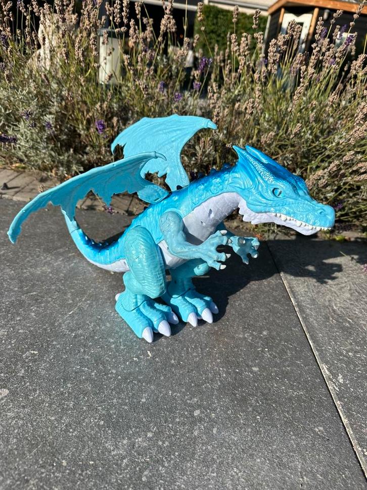 Te koop bewergbare robot Draak Zura, Kinderen en Baby's, Speelgoed | Actiefiguren, Zo goed als nieuw, Ophalen of Verzenden