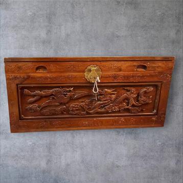 Chinese Kist met Draken en Phoenix beschikbaar voor biedingen