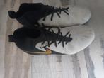 Nike voetbalschoenen maat 37,5, Maat XS of kleiner, Ophalen, Gebruikt, Schoenen