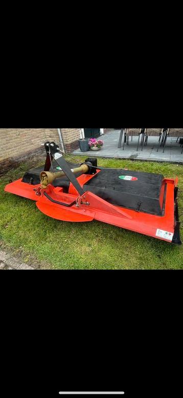 Boxer wb 275 weidebloter beschikbaar voor biedingen