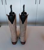 Tk Nelson lichtbeige suede Spaanse laarzen mt 39, Hoge laarzen, Beige, Ophalen of Verzenden, Zo goed als nieuw