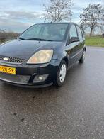 Ford Fiësta 1.3 8V 5DR 2006 Zwart NAP leuke beginners auto, 1299 cc, 40 €/maand, 4 cilinders, Zwart