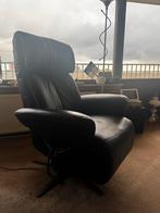 Elektrische Sta-op Stoel - Meubelzorg - 2025, Huis en Inrichting, Stoelen, Zwart, Leer, Ophalen of Verzenden, Zo goed als nieuw