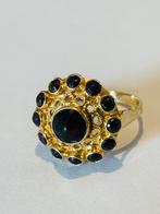 Gouden ring met granaten entourage, Sieraden, Tassen en Uiterlijk, Ringen, 18 tot 19, Gebruikt, Ophalen of Verzenden, Met edelsteen