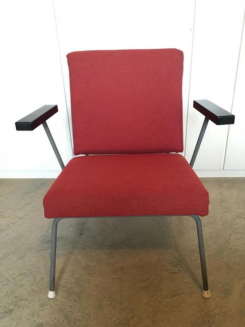 Vintage Orig.GISPEN Fauteuil Rood Model415/1401 Wim Rietveld, Huis en Inrichting, Fauteuils, Zo goed als nieuw, Metaal, Stof, Overige materialen