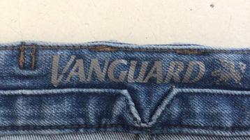 Vanguard jeans maat 29/32, zeer nette staat beschikbaar voor biedingen
