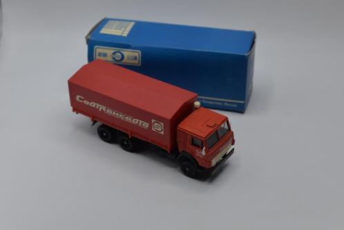 Kamaz 53212 vrachtwagen met doos, Hobby en Vrije tijd, Modelauto's | Overige schalen, Nieuw, Bus of Vrachtwagen, Ophalen of Verzenden