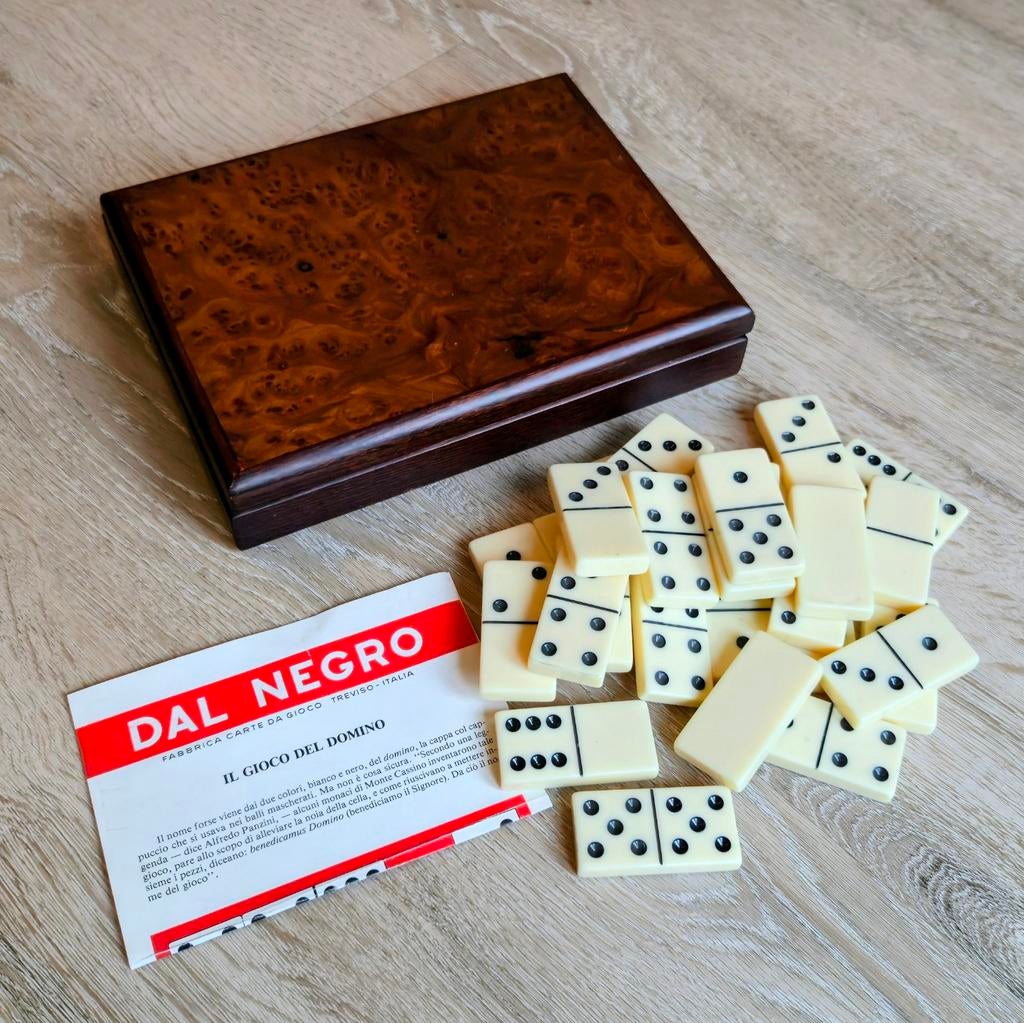 Dal Negro Domino Spel in Thuya Houten Doos, Dal Negro, Ophalen of Verzenden, Zo goed als nieuw, Vijf spelers of meer