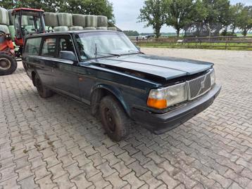 Volvo 240 super polar in onderdelen tekoop  beschikbaar voor biedingen