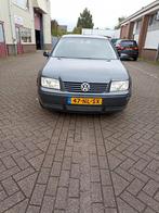 Volkswagen Bora 1.6 77KW 2003 Blauw, Auto's, Origineel Nederlands, Te koop, 5 stoelen, 14 km/l